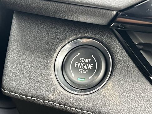 New 2026 Buick Enclave Avenir w/ LPO, All-Weather Package image 8