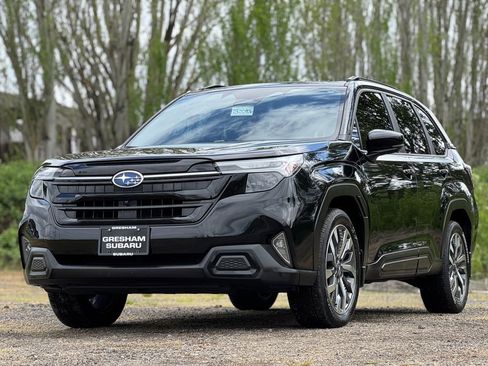 Certified 2025 Subaru Forester Touring w/ Popular Package - Touring AWD/4WD image 3