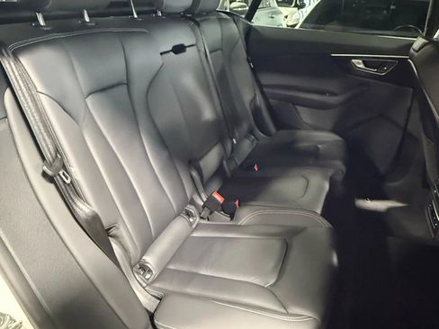 Used 2019 Audi Q8 Premium w/ Convenience Package image 18
