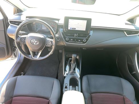 Used 2023 Toyota Corolla SE image 7