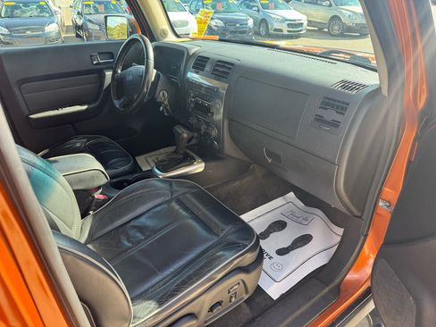 Used 2007 HUMMER H3 Adventure image 12