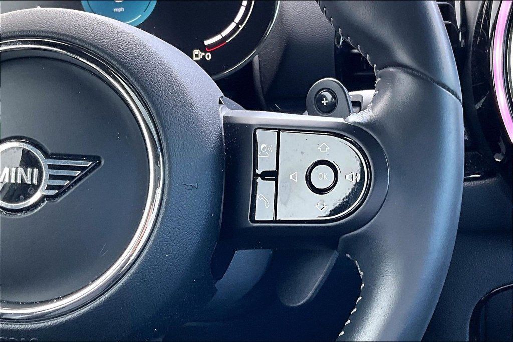 Certified 2022 MINI Cooper Clubman S FWD image 21
