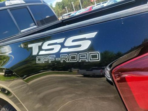 Certified 2023 Toyota Tacoma SR AWD/4WD image 7