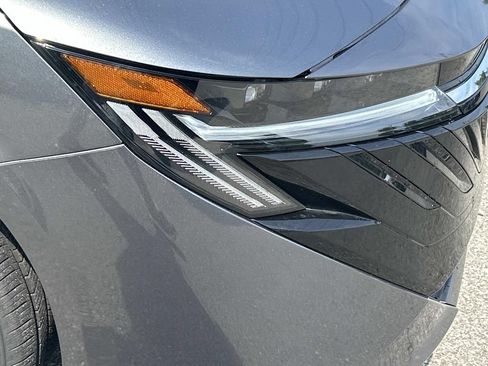 New 2026 Nissan Sentra SR w/ SR All Weather Package FWD image 10