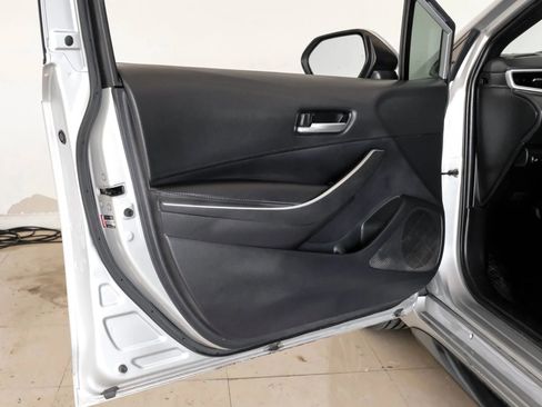 Used 2020 Toyota Corolla SE FWD image 48