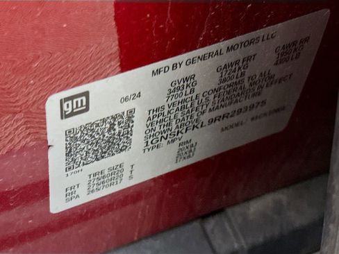 Used 2024 Chevrolet Suburban Premier image 35