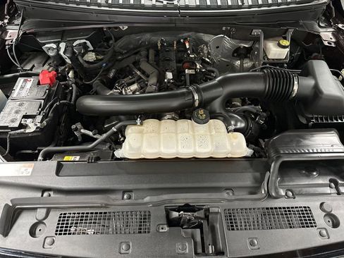 Used 2024 Ford Expedition Limited image 37