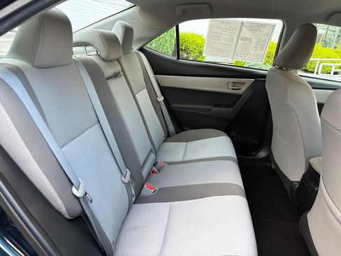 Used 2017 Toyota Corolla LE w/ Carpet Mat Package (TMS) FWD image 11