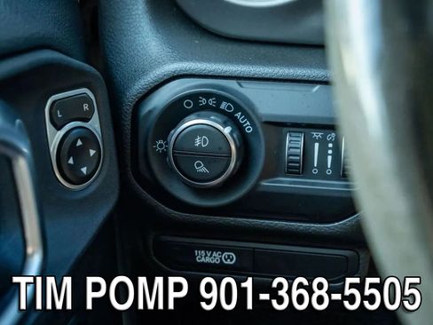 Used 2020 Jeep Gladiator Rubicon AWD/4WD image 25