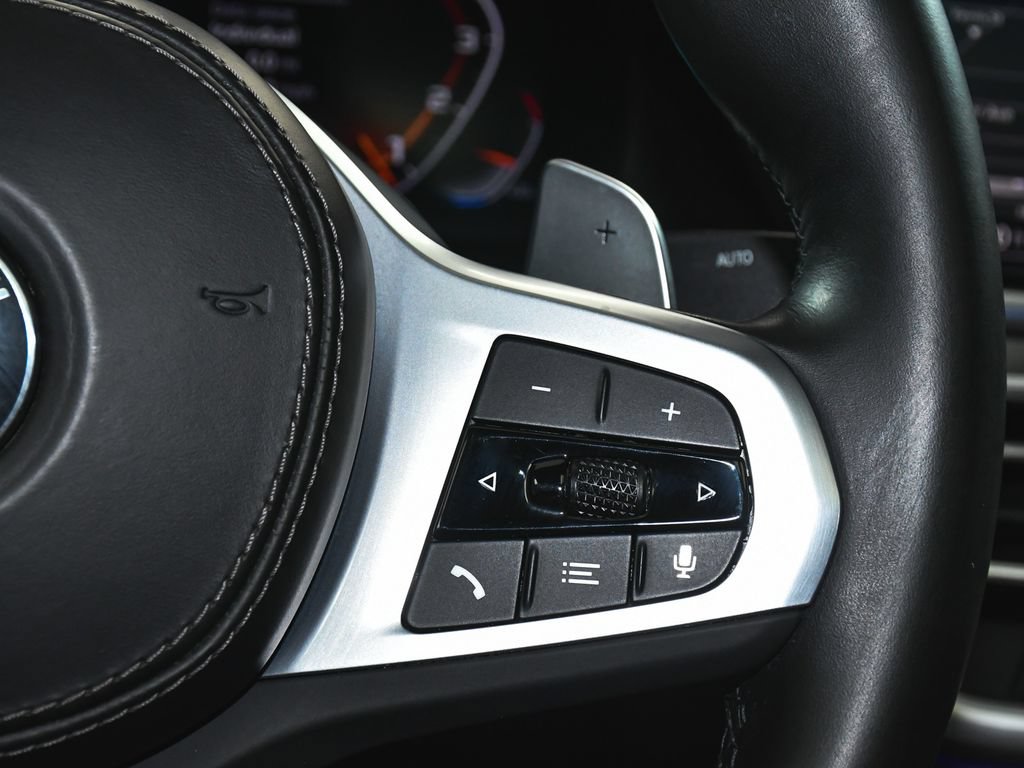 Used 2022 BMW X6 M50i w/ Executive Package AWD/4WD image 45