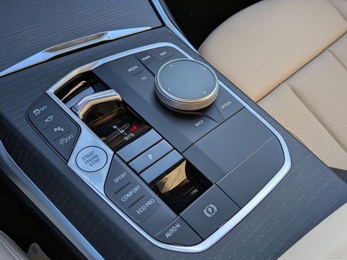 New 2026 BMW 330i xDrive Sedan w/ M Sport Package image 25