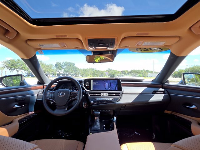 Used 2025 Lexus ES 350 w/ Premium Package FWD image 19