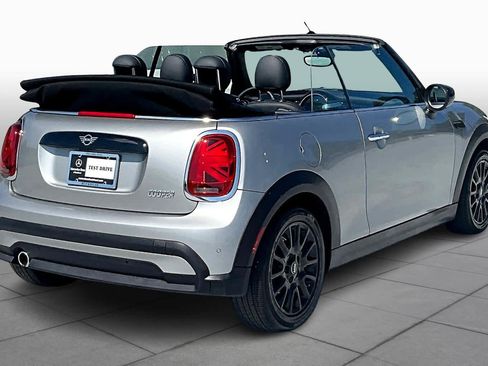 Used 2023 MINI Cooper Cooper image 21