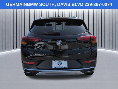 Used 2023 Buick Encore GX Essence w/ Experience Buick Package FWD image 6