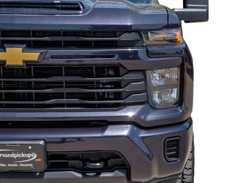 Used 2024 Chevrolet Silverado 2500 Custom w/ Custom Value Package AWD/4WD image 52