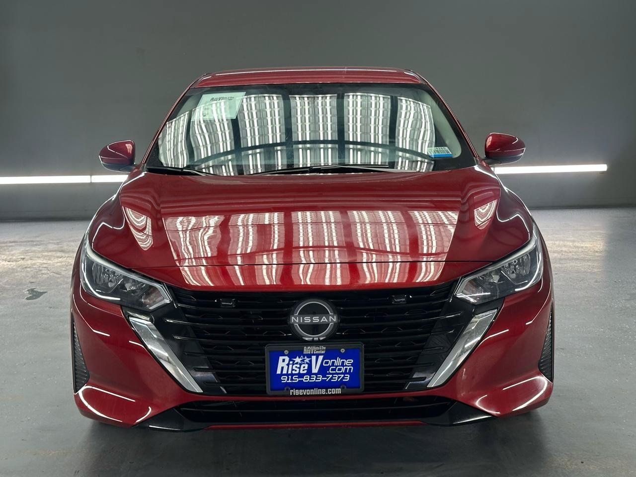 Used 2025 Nissan Sentra SV w/ Trunk Package FWD image 2