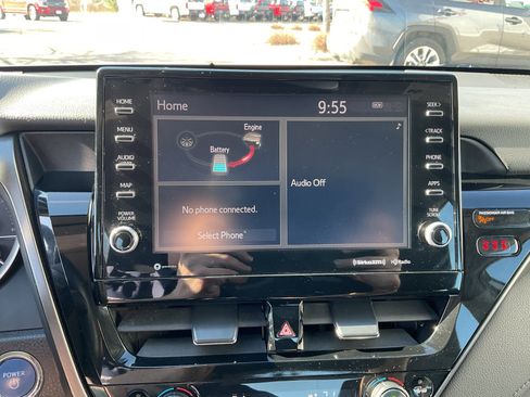 Used 2022 Toyota Camry XLE w/ Cold Weather Package FWD image 25