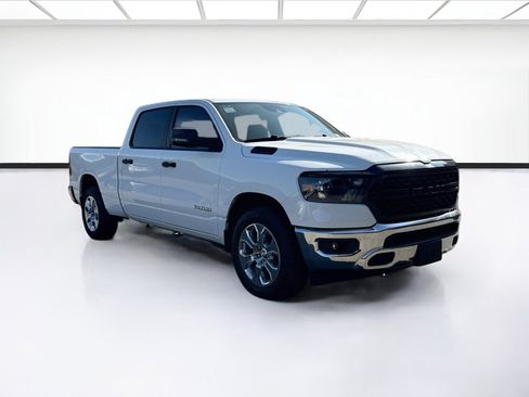 Used 2023 RAM 1500 Big Horn AWD/4WD image 3