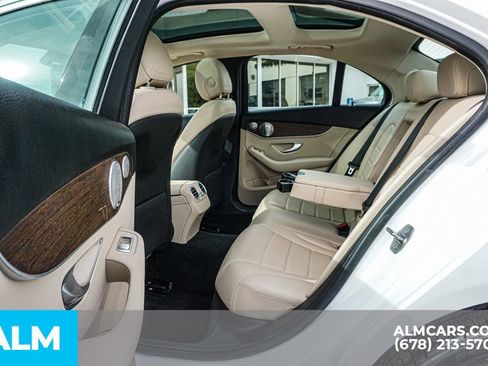 Used 2021 Mercedes-Benz C 300 4MATIC Sedan image 21