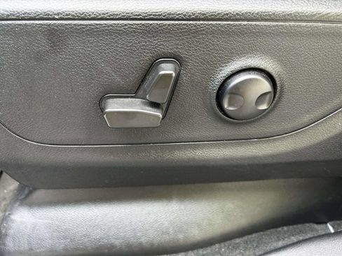 Used 2022 RAM 1500 Big Horn RWD image 13