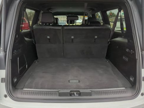 Used 2024 Jeep Wagoneer L Series III w/ Flexible Seating Group image 52