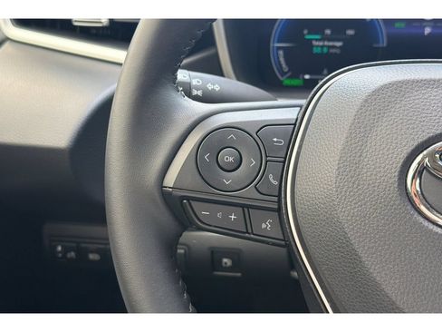 Certified 2026 Toyota Corolla XLE FWD image 25