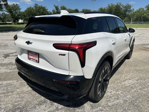 New 2025 Chevrolet Blazer EV RS image 3