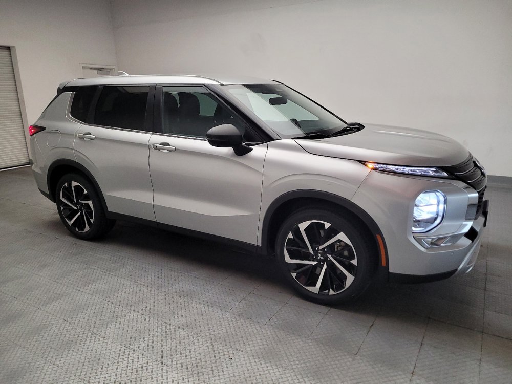 Used 2022 Mitsubishi Outlander SE FWD image 11