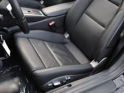 Used 2015 Porsche 911 Targa 4S image 26