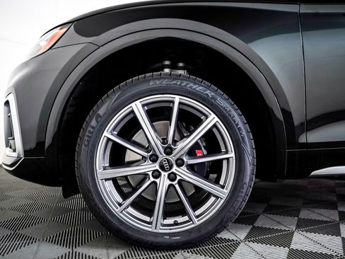 Used 2023 Audi SQ5 Premium Plus w/ Premium Plus Package image 6