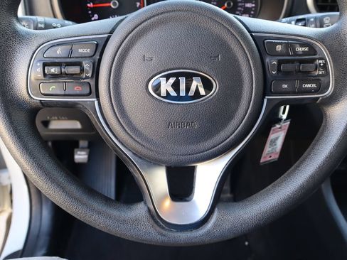 Used 2019 Kia Sportage LX FWD image 10