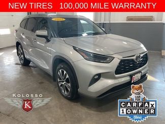 Used 2023 Toyota Highlander XLE video 1
