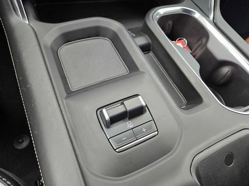 Used 2024 GMC Sierra 2500 Denali Ultimate w/ Max Trailering Package image 23