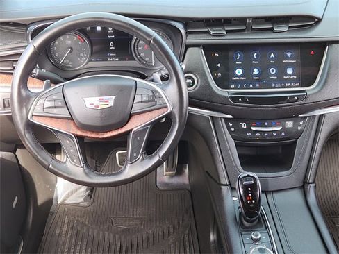 Used 2023 Cadillac XT5 Sportv w/ Technology Package image 26