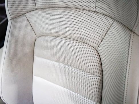 Used 2023 Porsche Taycan 4 Cross Turismo image 29