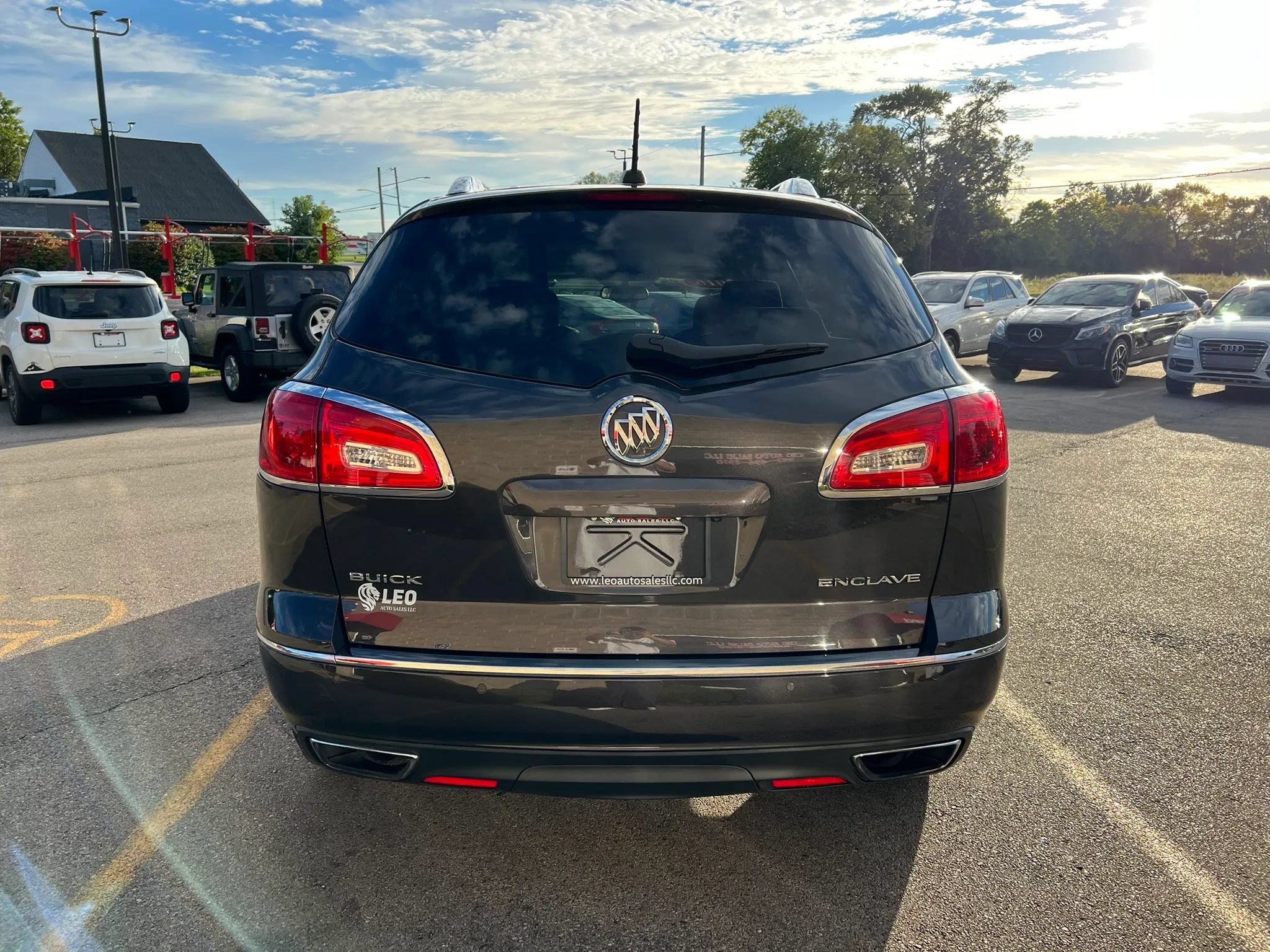 Used 2016 Buick Enclave Convenience w/ Trailering Package FWD image 6
