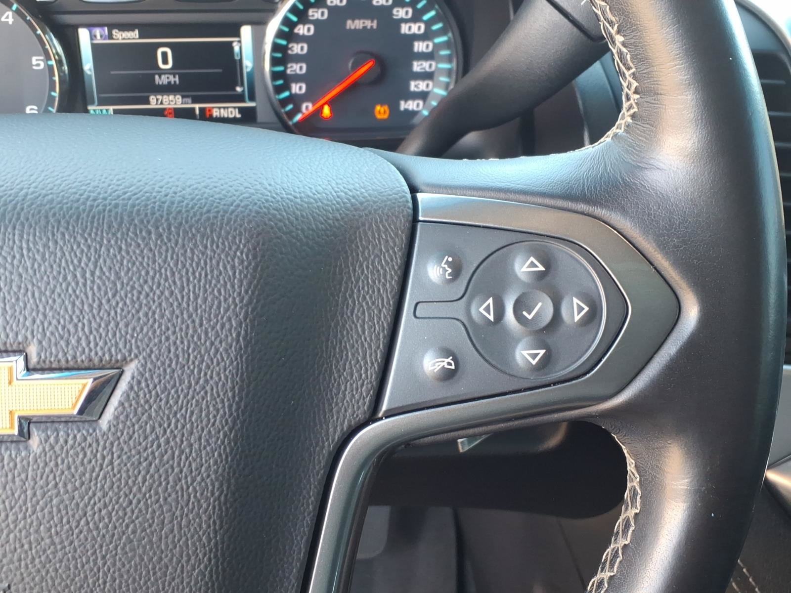 Used 2019 Chevrolet Suburban LT RWD image 28