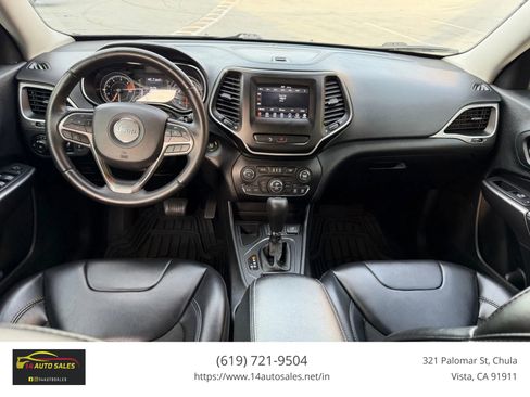 Used 2019 Jeep Cherokee Latitude Plus w/ Comfort/Convenience Group image 7