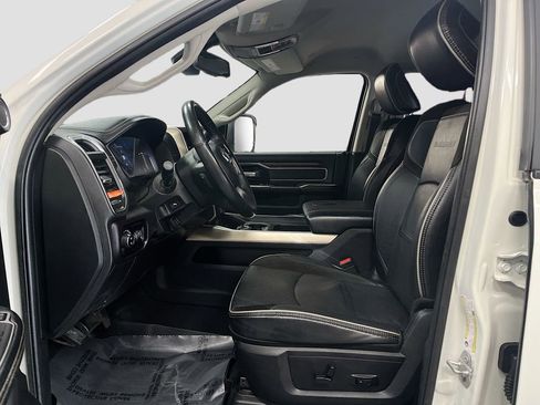 Used 2024 RAM 3500 Laramie image 22