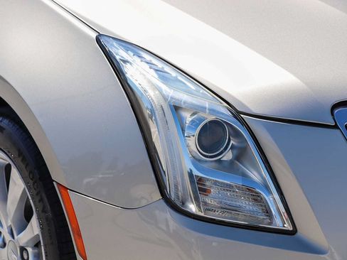 Used 2016 Cadillac XTS Luxury AWD/4WD image 4