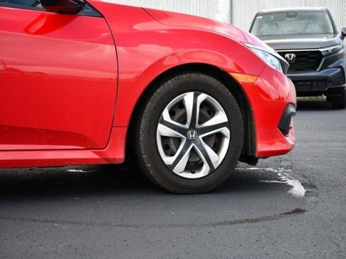 Used 2018 Honda Civic LX image 9