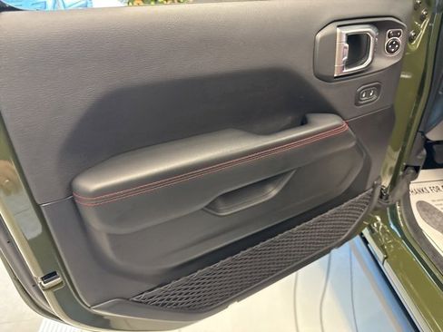 Used 2024 Jeep Wrangler Unlimited Rubicon 392 image 19