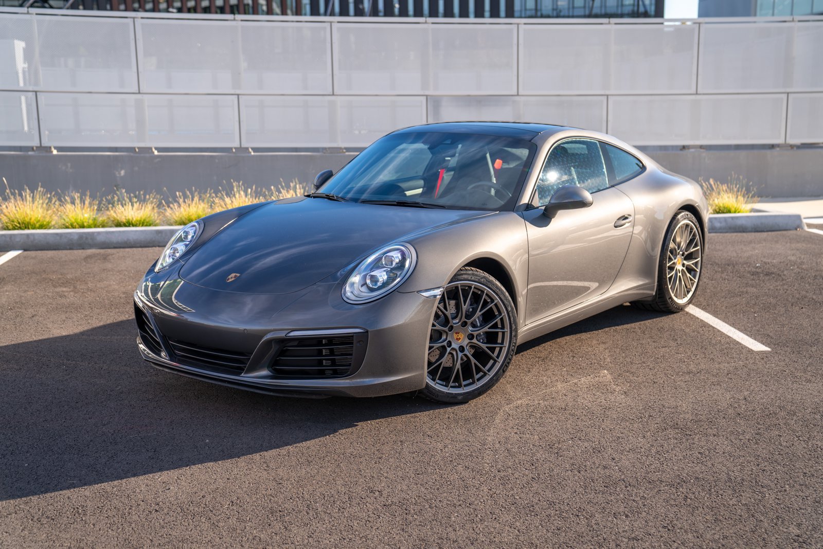 Certified 2018 Porsche 911 Carrera RWD image 1