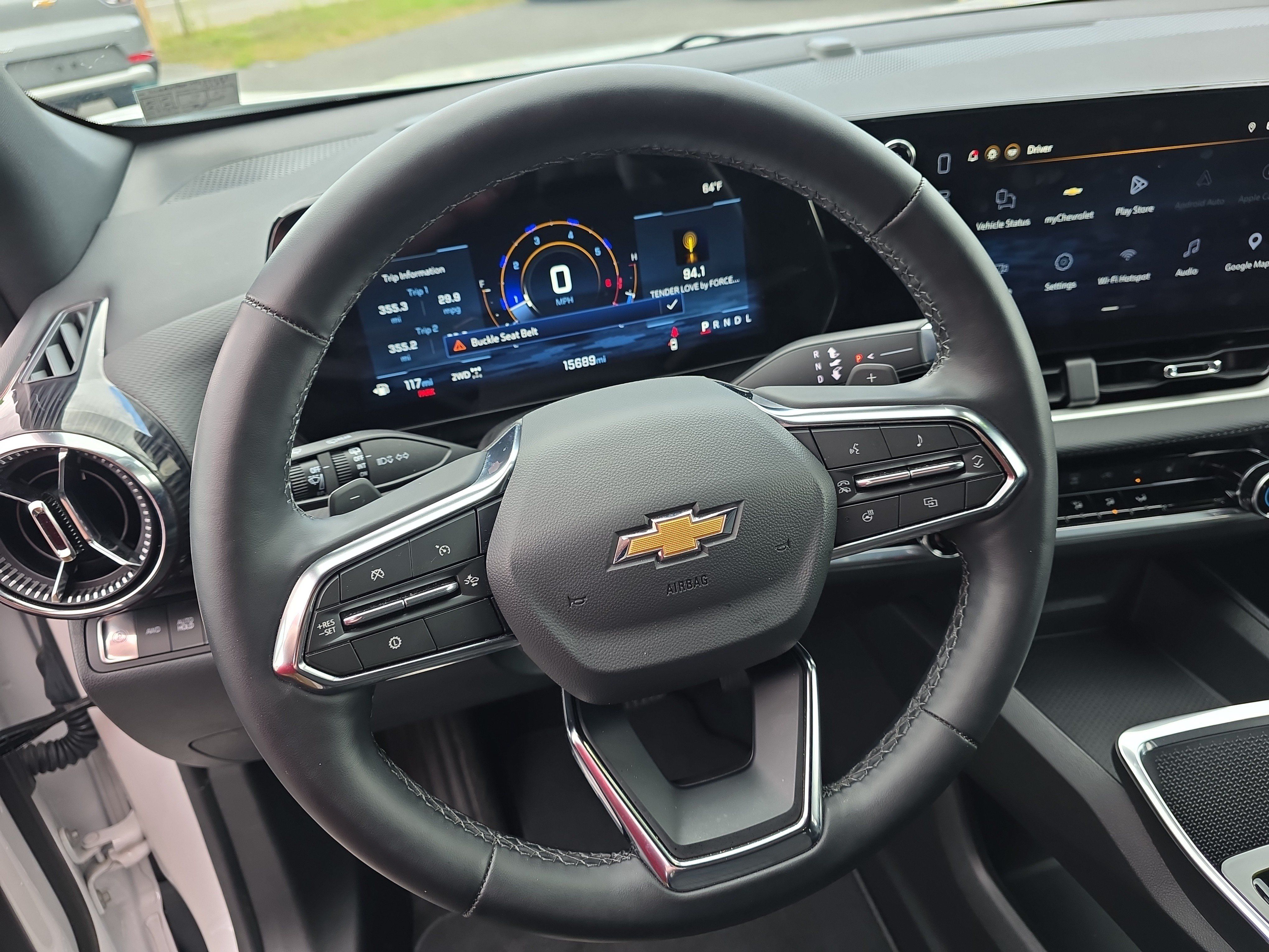 Used 2026 Chevrolet Equinox LT AWD/4WD image 18