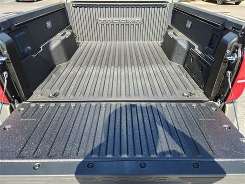 New 2025 Toyota Tacoma TRD Off-Road image 22