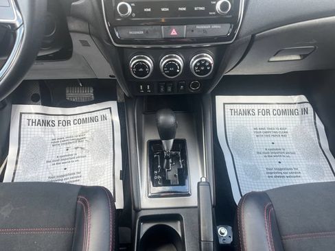 Used 2024 Mitsubishi Outlander Sport ES AWD/4WD image 11
