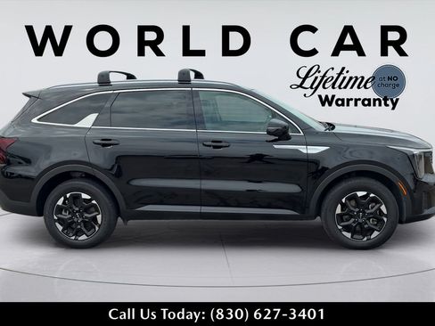 Used 2024 Kia Sorento S w/ Panoramic Sunroof Package AWD/4WD image 2