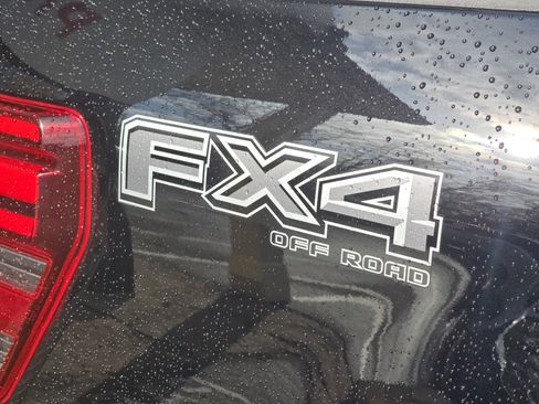 Used 2025 Ford F150 Lariat w/ Equipment Group 502A High image 14