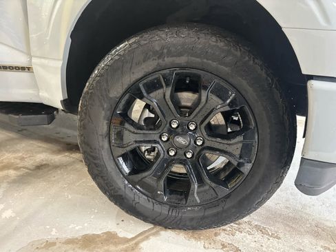 Used 2023 Ford F150 Lariat w/ Equipment Group 502A High image 45