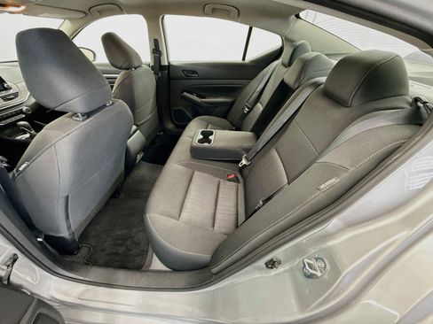 Used 2023 Nissan Altima 2.5 SV FWD image 25